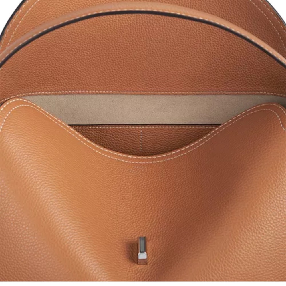 Toteme Tan Leather Shoulder Bag - Picture 6 of 9